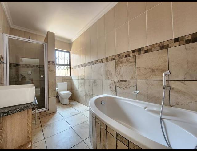 3 BEDROOM PROPERTY TO RENT IN MEYERTON CENTRAL